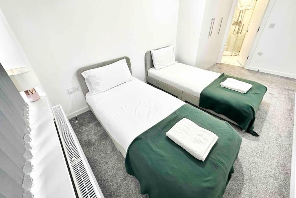 Paradigm House, Stunning 2-Bedroom Apartment 1, Free Parking, אוקספורד מראה חיצוני תמונה